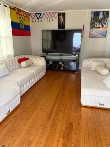 7 Sayers Pl, West Orange Twp., NJ 07052