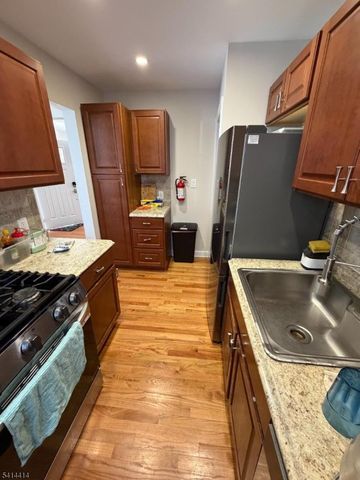 7 Sayers Pl, West Orange Twp., NJ 07052