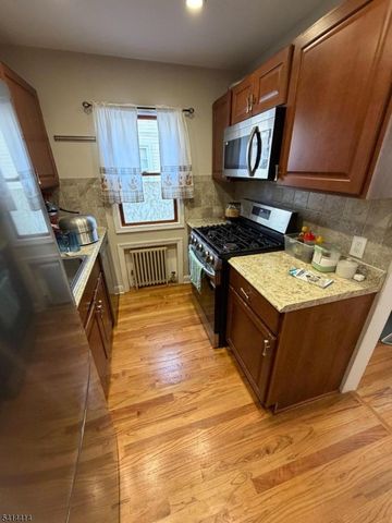 7 Sayers Pl, West Orange Twp., NJ 07052