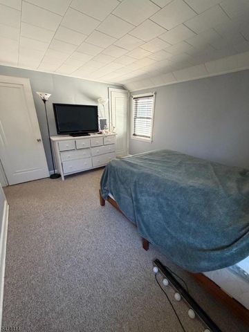 7 Sayers Pl, West Orange Twp., NJ 07052