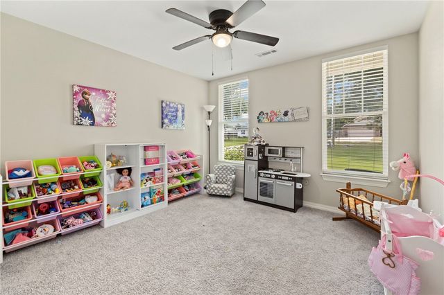 682 S Mock Street, Prairie Grove, AR 72753