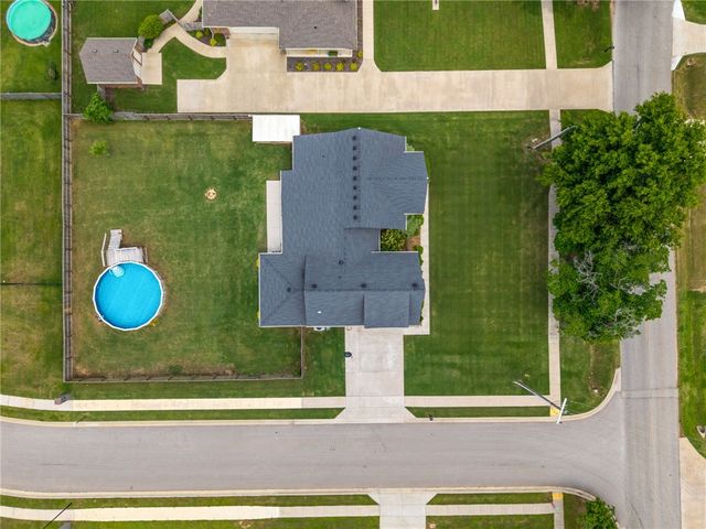 682 S Mock Street, Prairie Grove, AR 72753