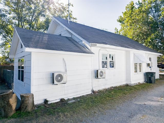 1010 W Evergreen, Durant, OK 74701