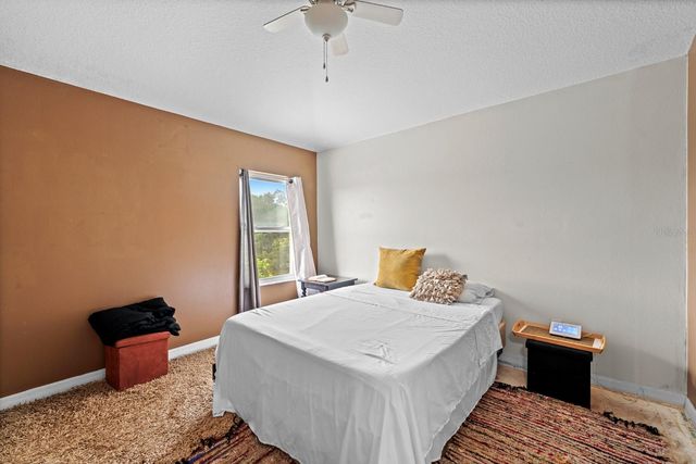 1112 LAKE SHORE RANCH DRIVE, Seffner, FL 33584