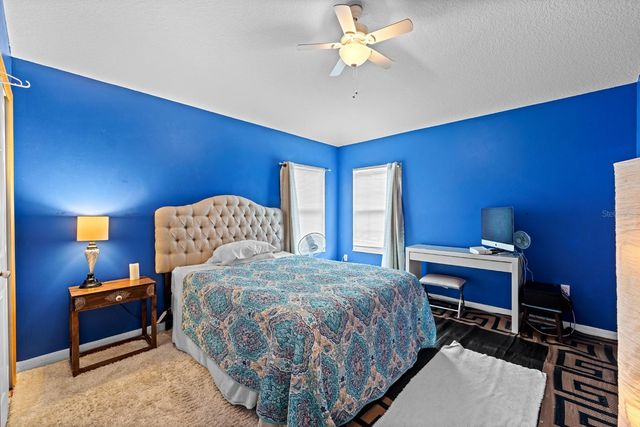 1112 LAKE SHORE RANCH DRIVE, Seffner, FL 33584