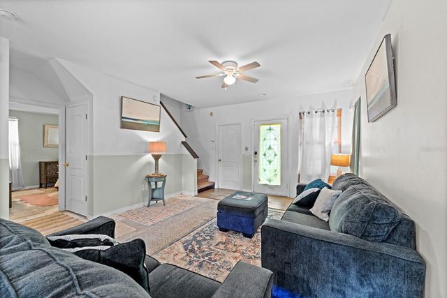 1112 LAKE SHORE RANCH DRIVE, Seffner, FL 33584