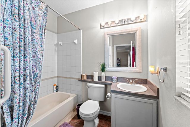 1112 LAKE SHORE RANCH DRIVE, Seffner, FL 33584