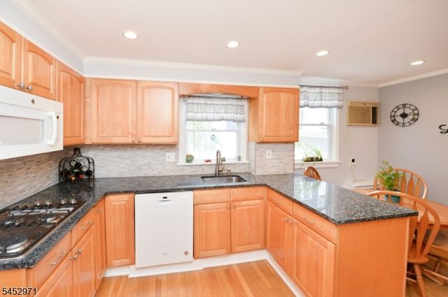 70 Fontaine Ave, Bloomfield Twp., NJ 07003
