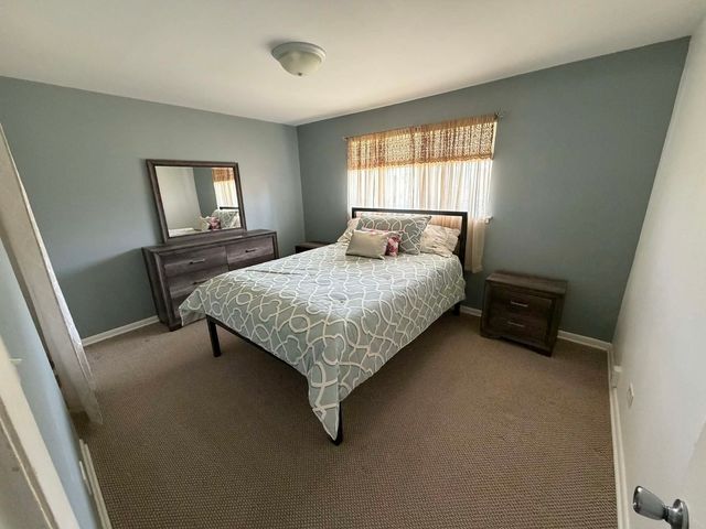 813 Valley Stream Drive D, Wheeling, IL 60090