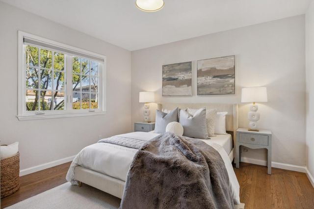 2434 Waverley Street, Palo Alto, CA 94301