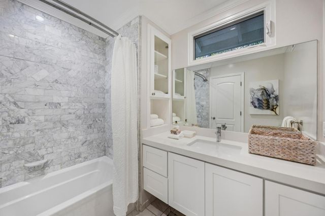 2434 Waverley Street, Palo Alto, CA 94301