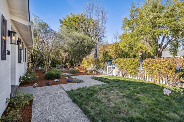 2434 Waverley Street, Palo Alto, CA 94301