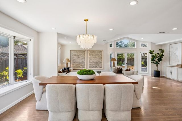 2434 Waverley Street, Palo Alto, CA 94301