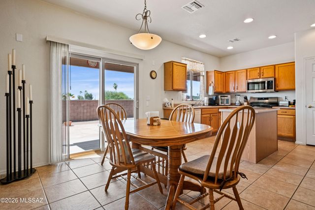 2658 S Desert Cavern Place, Tucson, AZ 85730