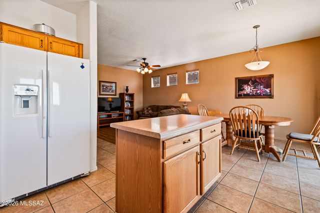 2658 S Desert Cavern Place, Tucson, AZ 85730