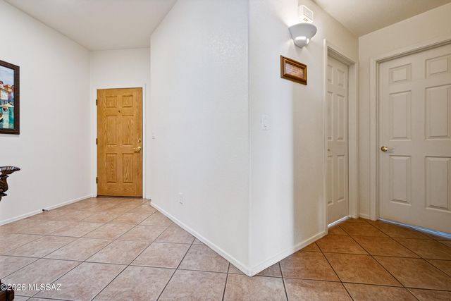 2658 S Desert Cavern Place, Tucson, AZ 85730