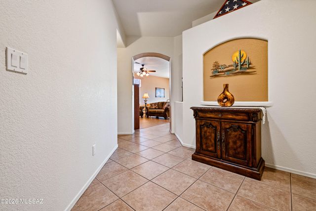2658 S Desert Cavern Place, Tucson, AZ 85730