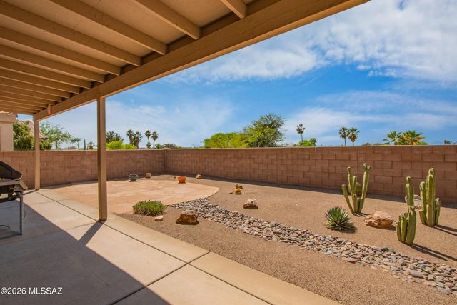2658 S Desert Cavern Place, Tucson, AZ 85730