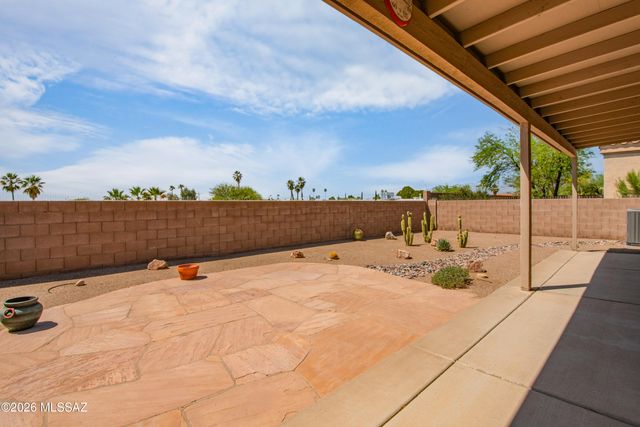 2658 S Desert Cavern Place, Tucson, AZ 85730