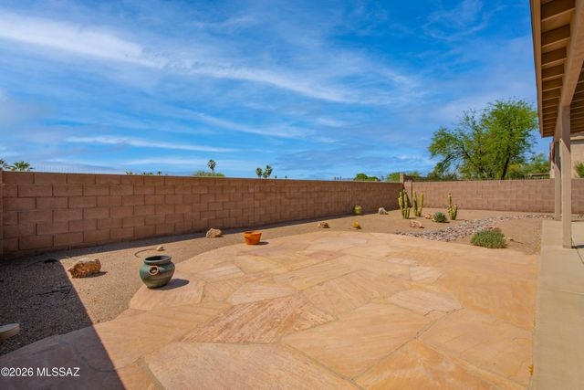 2658 S Desert Cavern Place, Tucson, AZ 85730