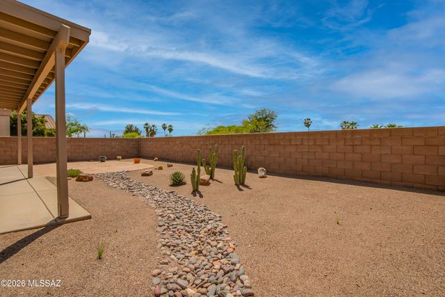 2658 S Desert Cavern Place, Tucson, AZ 85730