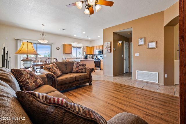 2658 S Desert Cavern Place, Tucson, AZ 85730