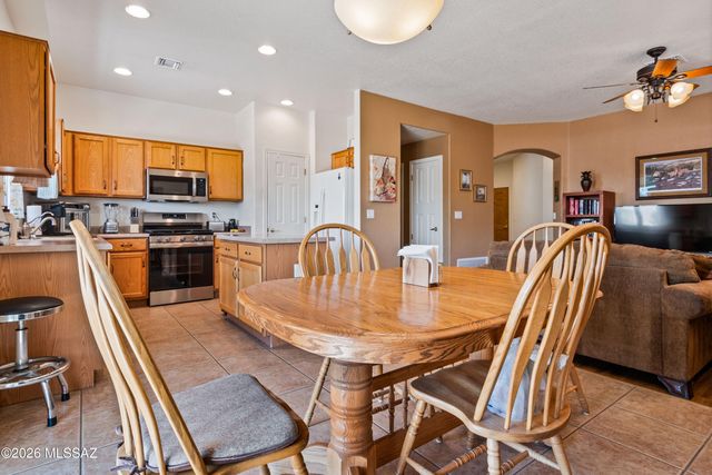 2658 S Desert Cavern Place, Tucson, AZ 85730