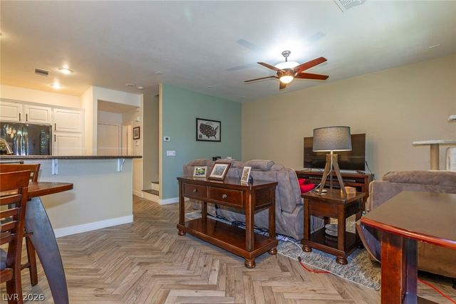 11518 Belmont Lake Drive 104, Las Vegas, NV 89135