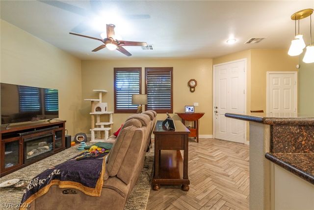 11518 Belmont Lake Drive 104, Las Vegas, NV 89135