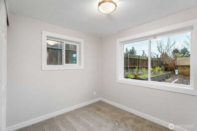 3513 NE 6th Place, Renton, WA 98056