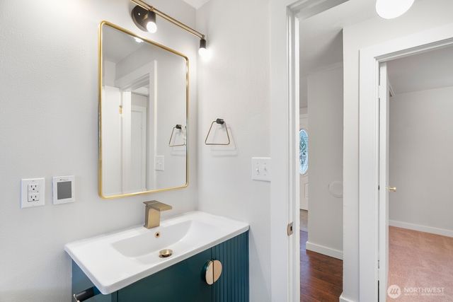 3513 NE 6th Place, Renton, WA 98056