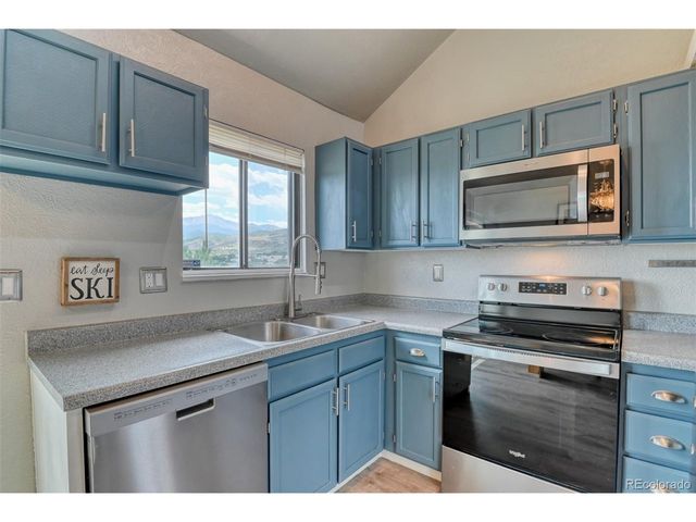 1420 Territory Trl, Colorado Springs, CO 80919