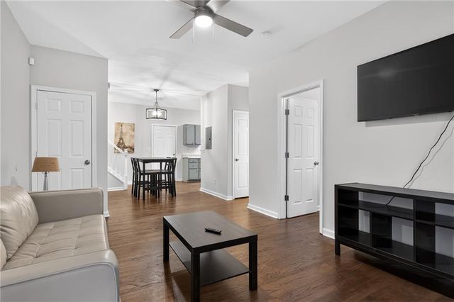 1021 Ada Avenue NW, Atlanta, GA 30318