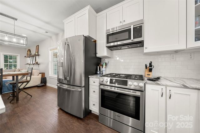 2717 Arnold Drive, Charlotte, NC 28205