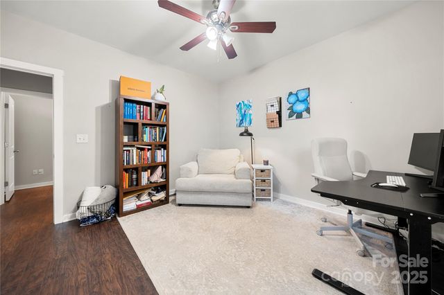 2717 Arnold Drive, Charlotte, NC 28205