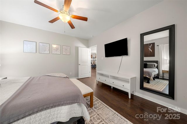 2717 Arnold Drive, Charlotte, NC 28205