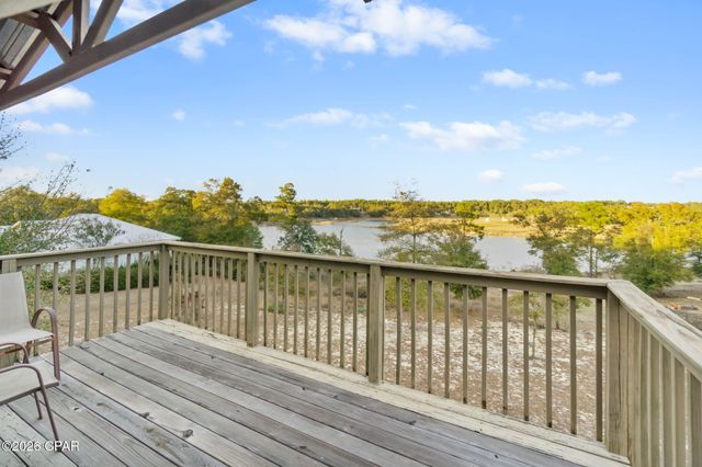 5095 Pine Ridge Drive, Chipley, FL 32428