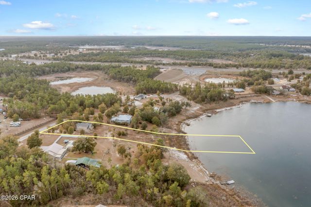 5095 Pine Ridge Drive, Chipley, FL 32428