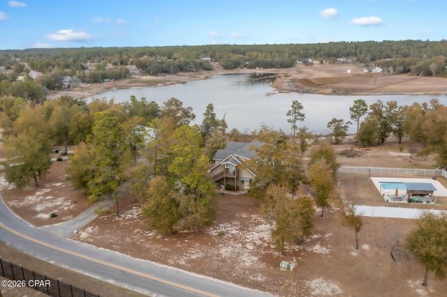 5095 Pine Ridge Drive, Chipley, FL 32428
