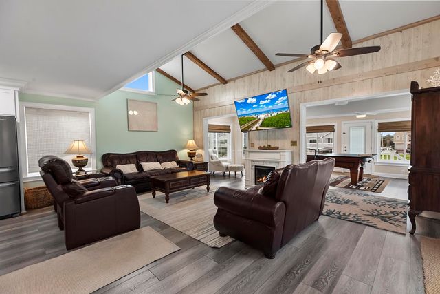 339 57th Ave. N, North Myrtle Beach, SC 29582