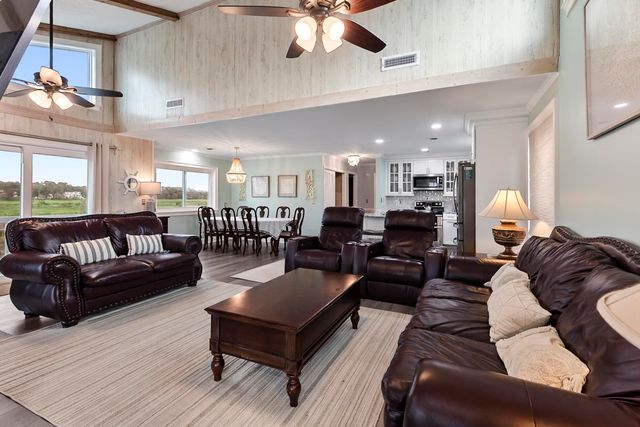 339 57th Ave. N, North Myrtle Beach, SC 29582