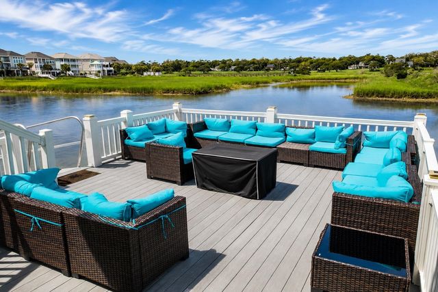339 57th Ave. N, North Myrtle Beach, SC 29582