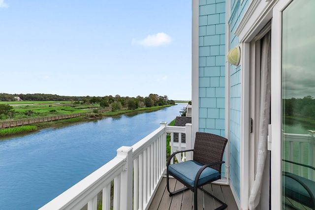 339 57th Ave. N, North Myrtle Beach, SC 29582