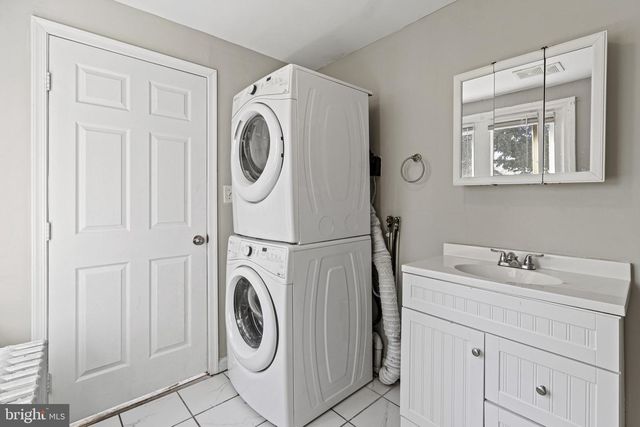 307 ROXBOROUGH AVE, Philadelphia, PA 19128