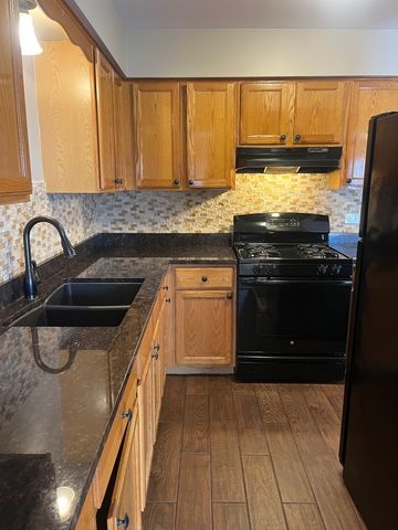 10707 S Keating Avenue 3B, Oak Lawn, IL 60453