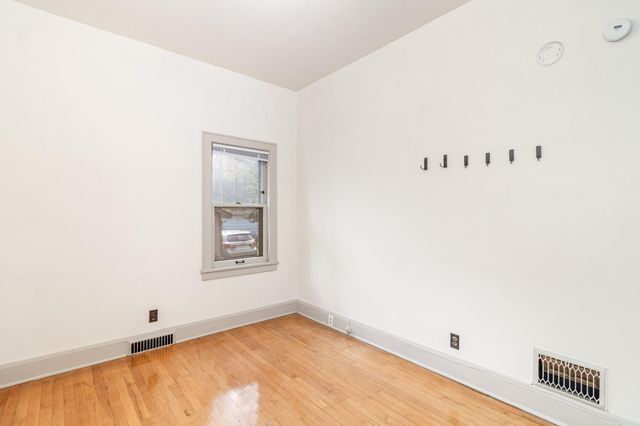 1723 3rd Avenue N, Minneapolis, MN 55405