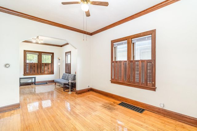 1723 3rd Avenue N, Minneapolis, MN 55405