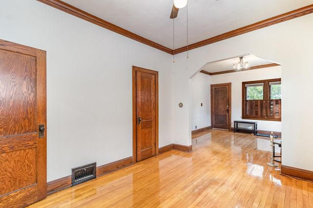 1723 3rd Avenue N, Minneapolis, MN 55405