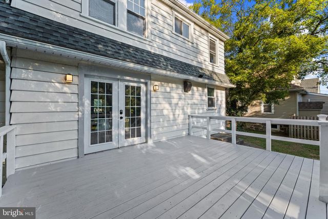 2038 NAAMANS CREEK RD, Upper Chichester, PA 19061