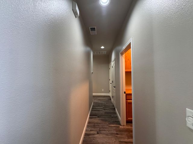 2949 E Palisade Dr, Fresno, CA 93720